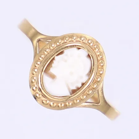 Ring camé stl 16¾ bredd 1,5-11mm svenska stämplar 18K Vikt: 1,1 g