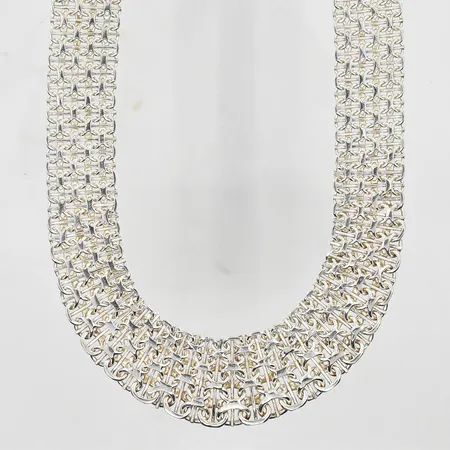 Collier X-länk med stav doserad längd ca 50cm, bredd 18-24mm, silver 925/1000. Vikt: 83,6 g