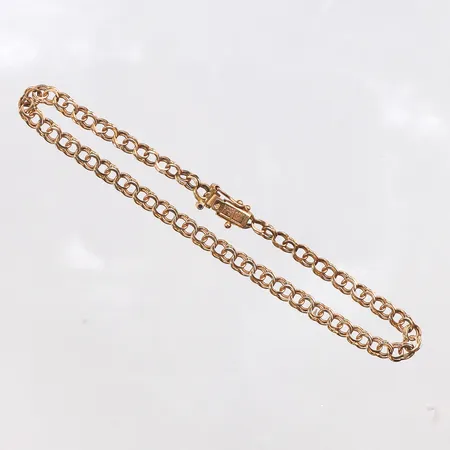Armband Bismarck, längd 19cm, bredd 3,9mm, en hasp defekt vid lås, 18K Vikt: 4,6 g