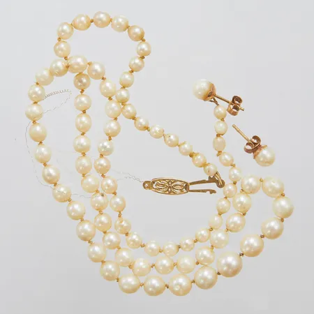 Collier och örhängen med odlade pärlor, skadade pärlor, defekt lås, 18K Brv: 19,1g Vikt: 19,1 g
