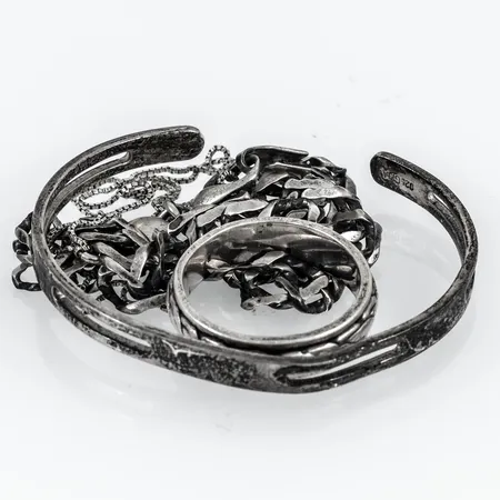 Diverse defekt silver 35,3g.
