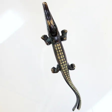 Nötknäppare krokodil Walter Bosse metall längd 18cm Vikt: 0 g