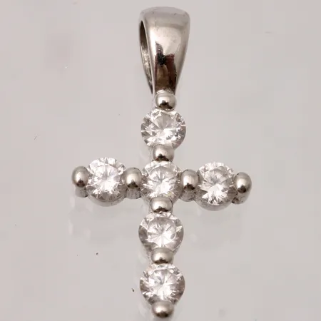 Hänge i kors, längd ca 11mm, bredd ca 20mm, 6st vita stenar, silver 925/1000, 0,93g. 
