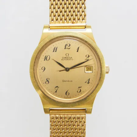 Herrur Omega Genève, automatisk, Ø36,5mm, guld på stål, datum, Cal 1012, boettnummer 1660168, verknummer 37744221, år 1973, ej originallänk, etui
