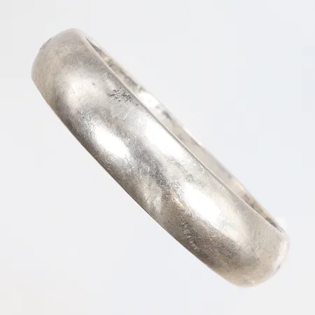 Stelt Armring, Ø60mm, bredd 15mm, öppningsbart, GHA, 925/1000 silver Vikt: 27,5 g
