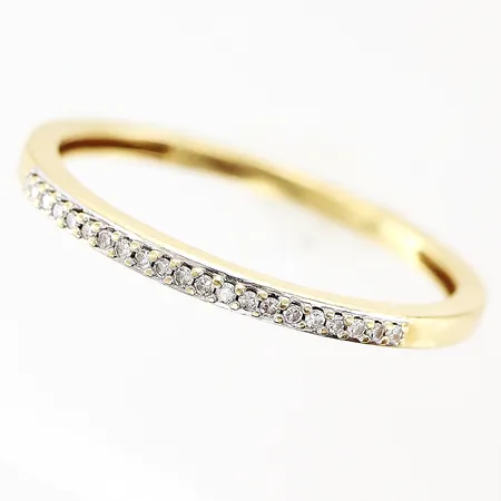 Ring Guldfynd stl:18½, diamanter ca 21 x ca 0,005ct, 18K Vikt: 1,7 g