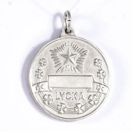 Hänge Lyckopenningen i silver. Ø 21 mm. Ograverad. Vikt 5,4g 925/1000.