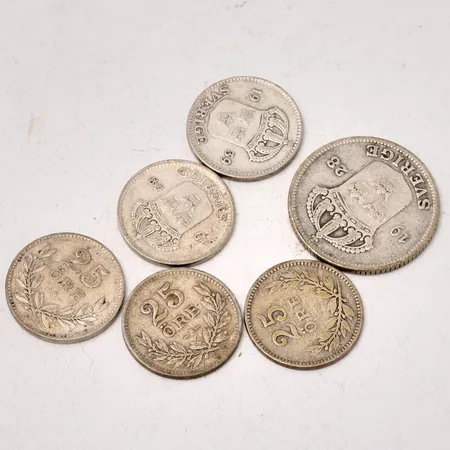 Diverse mynt i silver, 600/1000, vikt: 16,88g.