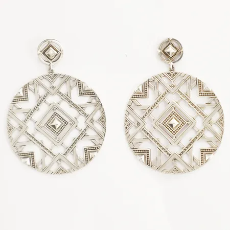 Ett par örhängen Thomas Sabo, längd 50mm bredd 35mm silver 925/1000  Vikt: 12,2 g