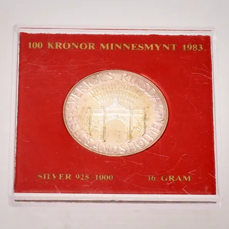 Minnesmynt 100 Kronor, 1983, i plast etui, silver, 925/1000, 16g Vikt: 16 g