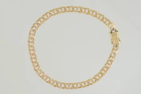 Armband bismark längd 18,5 cm bredd 5 mm, 18K Vikt: 8,7 g