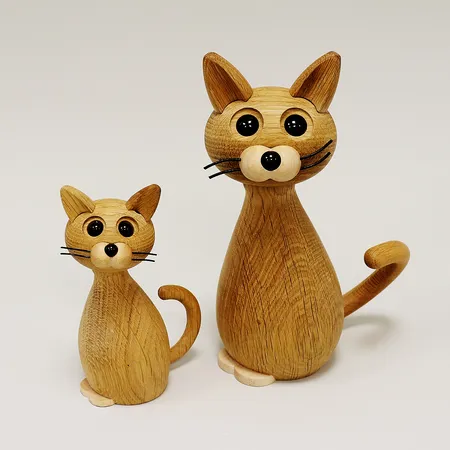 Träfigurer design Chresten Sommer för Spring Copenhagen, 2 katter höjder 15cm, 22cm.