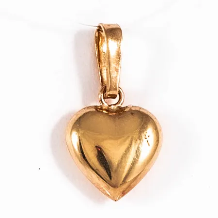 Hänge hjärta i 18K guld. Längd 15 mm. Bredd 8,3 mm. Vikt 0,3g Vikt: 0,3 g