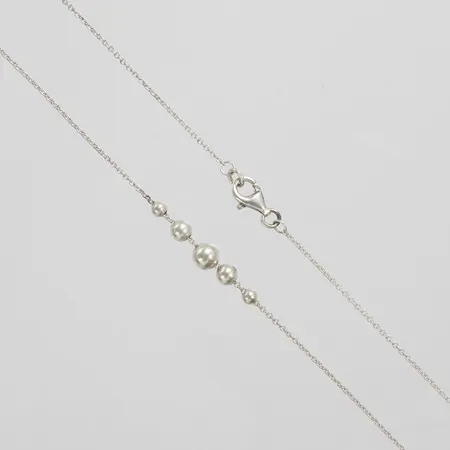 Kedja med integrerade hängen, kulor, längd 42cm, 925/1000 silver Vikt: 2,2g Vikt: 2,2 g