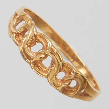 Ring Bismarck stl:19, bredd 2-6mm, skev skena, 18K Vikt: 2 g