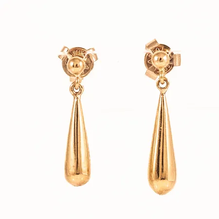 Örhängen droppar i 18K guld. Längd 23 mm. Bredd nertill 4,8 mm. Vikt 1,7g.