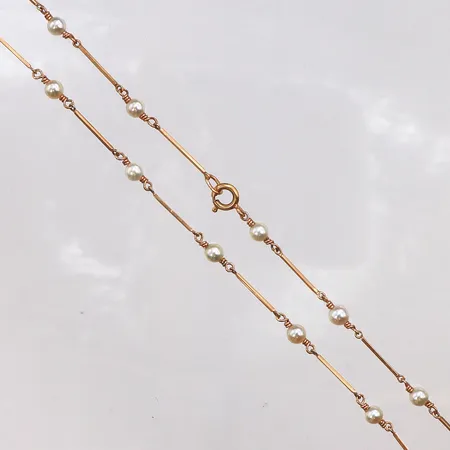 Collier med pärlor, längd 45cm, Ø4,1mm, 18K. Vikt: 6,1 g