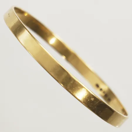 Armring Ø67mm bredd 61mm bucklig 18K Vikt: 23,8 g