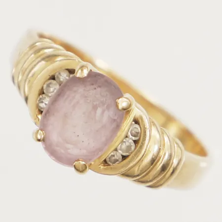Ring med rosa och vita stenar stl:17 bredd 2,4mm 18K Vikt: 4 g