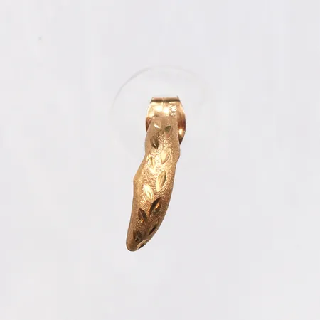 Udda örhänge med mönster, längd 12,8mm, bredd 3,7mm, defekter/ojämnheter, 18K. Vikt: 0,3 g