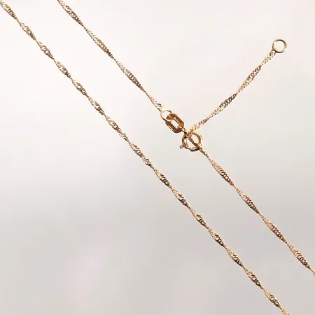 Kedja Singapore längd 42-45cm bredd 1,2mm 18k 1,3g Vikt: 1,3 g