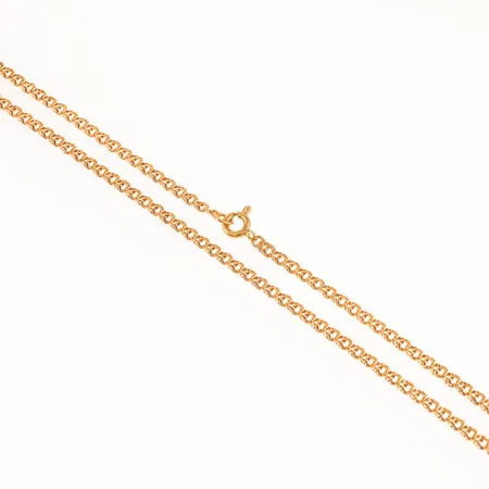 Rak bismarckkedja i 18K guld. Längd 45,5 cm. Bredd 2,8 mm. Vikt 6,6g. 
