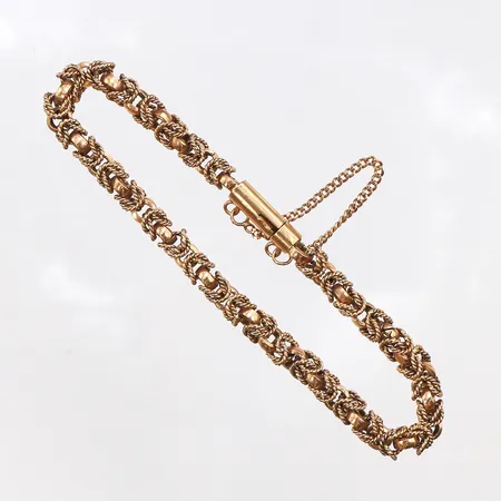 Armband, längd 16cm, bredd 4,8mm, 18K. Vikt: 20 g