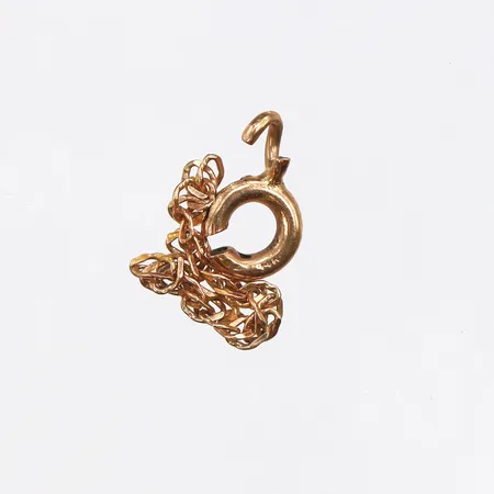 Diverse guld, defekt/trasigt, 14K. Vikt: 0,2 g