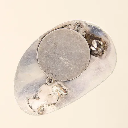 Diverse silver smycken defeka gravyr 830-900/1000 Vikt: 10,2 g