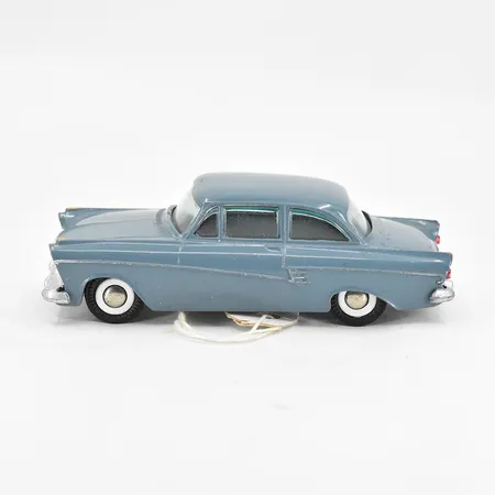 Modellbil Tekno Ford Tanus 17M, längd 10cm, nr 823, Danmark, blå, inga tillbehör.