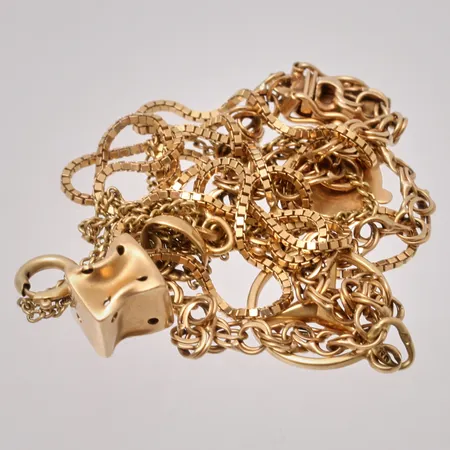 Diverse defekt guld, 18K, 11,13g.