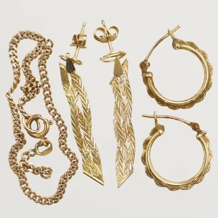 Diverse guld defekt slitage 14K  Vikt: 5,9 g