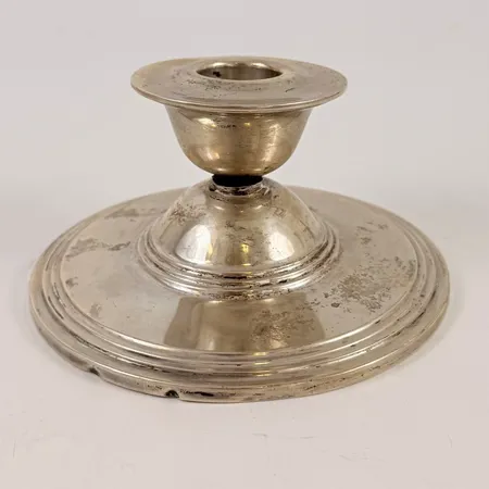 Ljusstake, fylld botten, defekt, bruttovikt 192,8g, 830/1000 silver.