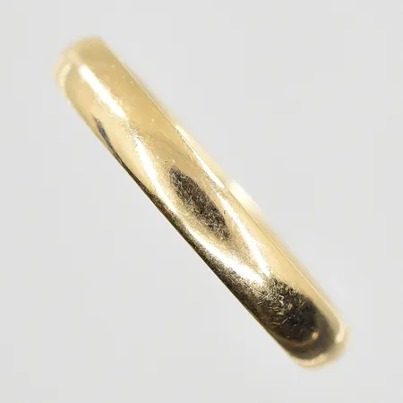 Ring Schalin stl:16½, bredd 3mm, 18K. Vikt: 2,6 g