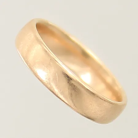 Ring stl:13¾ bredd:4mm 18K  Vikt: 2,9 g