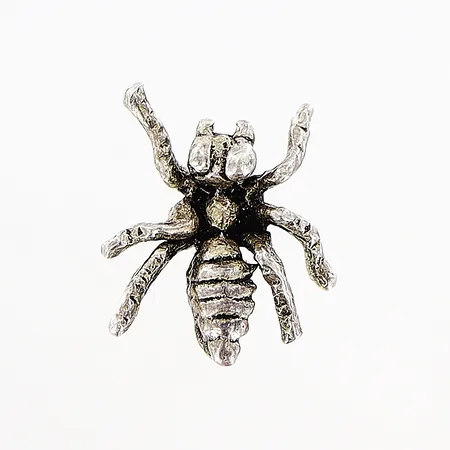 Udda örhänge 7x8mm, insekt, silver 925/1000. Vikt: 0,3 g