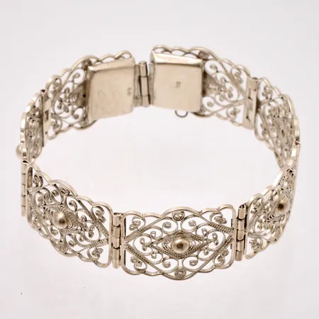 Armband i silver, längd ca 20cm bredd ca 18,70mm, 835/1000, 20,16g,