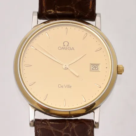 Herrur Omega De Ville, stål, quartz, ca Ø32mm, boettnr: 53762262, datum, slitet läderband, repig boett, i behov av batteribyte, inga tillbehör, bruttovikt 25g.