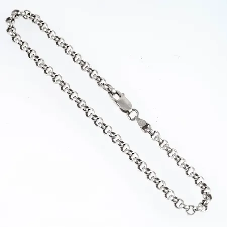 Vristlänk i silver. Längd 23 cm. Bredd 3,9 mm. Vikt 8,3g 925/1000.