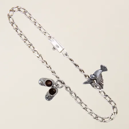 Armband Pansar med 2st berlocker längd 17,5cm bredd 3-4,5mm silver 835/1000 Vikt: 6,7 g