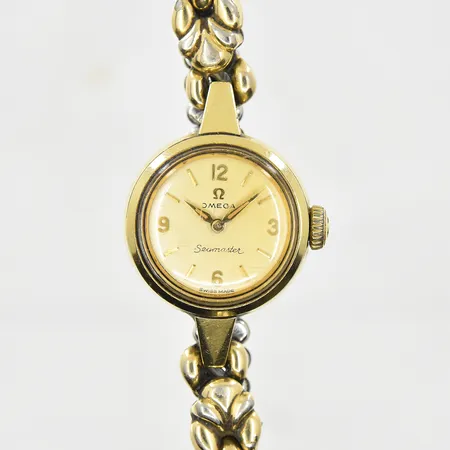 Damur Omega Seamaster, stål/doublé, manuell, Ø20mm, refnr 2906-4, serienr 17638442, kaliber 482, ca 1960-tal, flexband, inga tillbehör.