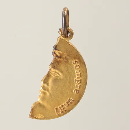 Hänge månskära sempre uniti 22x10mm, något bucklig ögla, 18K Vikt: 2,8 g