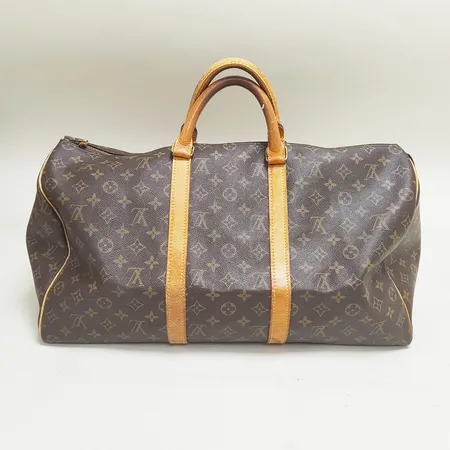 Väska Keepall 50 Louis Vuitton Vintage, skadad dragkedjeflärp, skadad vinyl, fläckar på in och utsida, åldersrelaterat slitage, nyckel saknas, från år 1984, inga tillbehör