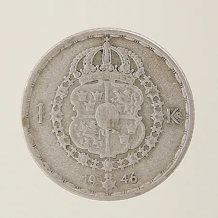 1 mynt 1kr Gustafv Sveriges Konung med folket för forsterlandet år 1942-1950 Ø24mm silver 400/1000 Vikt: 7 g