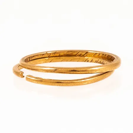 2 ringar defekt skena och gravyr 23K 3,0g.