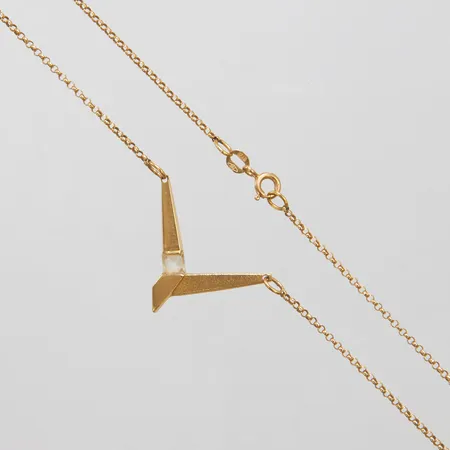 Collier med vit sten längd 44,5cm, bredd 2-10mm, svenska stämplar, 18K Vikt: 4,9 g