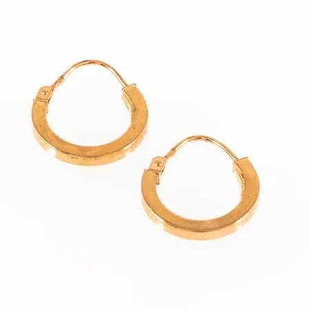 Creoler i 18K guld. Ø14 mm. Bredd 1,9 mm. Vikt 1,4g Vikt: 1,4 g