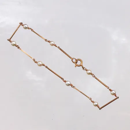 Armband med pärlor, längd 21,5cm, Ø4,1mm, 18K. Vikt: 3,1 g