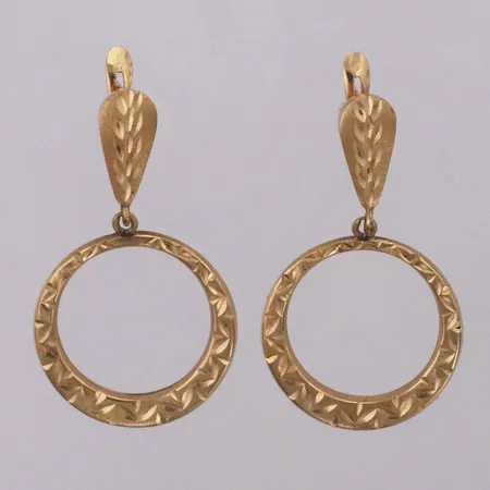 Ett par örhängen mönsterdekor, längd 3,6cm, bredd 21mm, 18K Vikt: 3 g