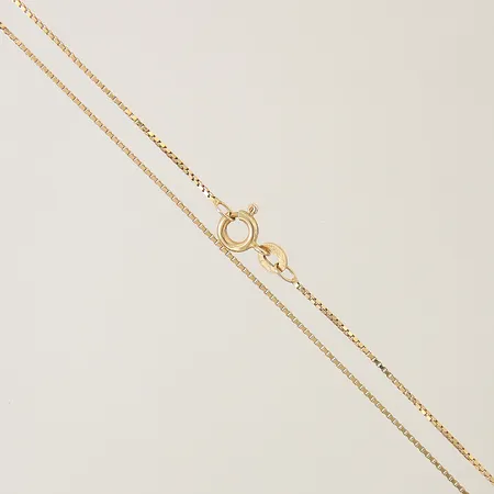 Kedja Venezia längd 45cm bredd 0,8mm 18K Vikt: 2,5 g